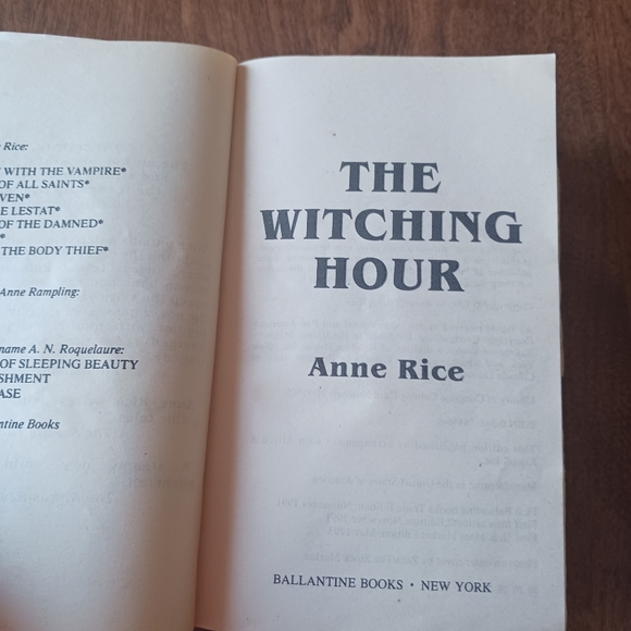 Anne Rice Book Bundle Of Two Paperbacks - Picture 5 of 8